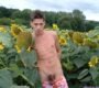 Dominik Trojan & Samuel Hoffman in the sunflower field